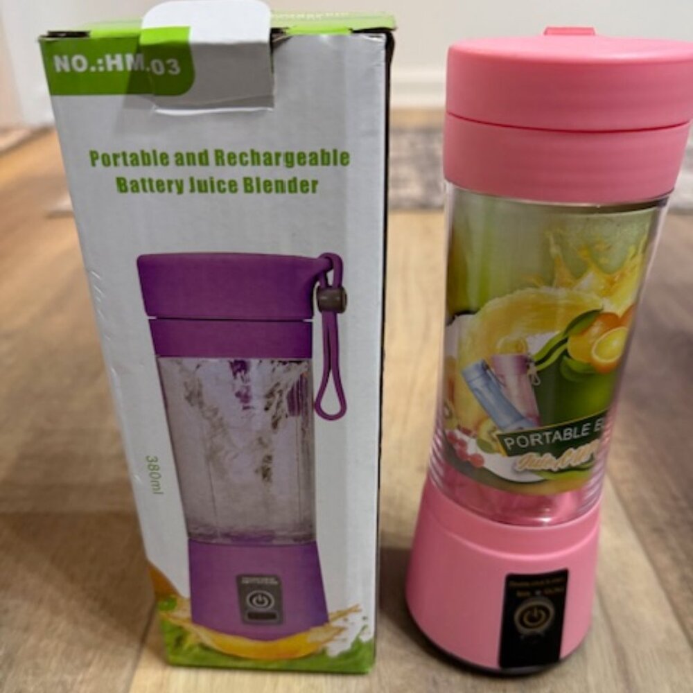 NEW Mini Portable and Rechargeable Battery Juice Blender
